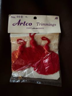 Vintage Artco Trimmings No. 400-C Cherry Red Tassels
