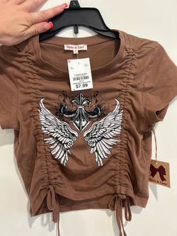 Women’s shirt size Medium new