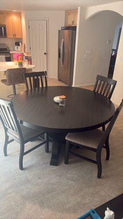 Dining Room Set