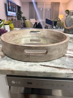 Round Cedar Wood Serving Tray w/ Mirror Bottom – Distressed Gray – 16”