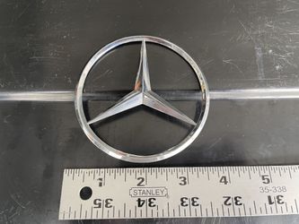 Mercedes Benz Logo