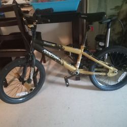 Rampage BMX Bike 
