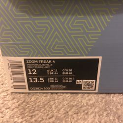 Selling Zoom Freak Giannis 4s