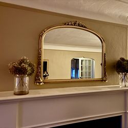 Baroque-style gold-colored solid wood mirror