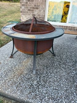 Outdoor Fire Pit with Spark Screen