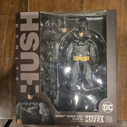 MAFEX Batman HUSH Black Version 