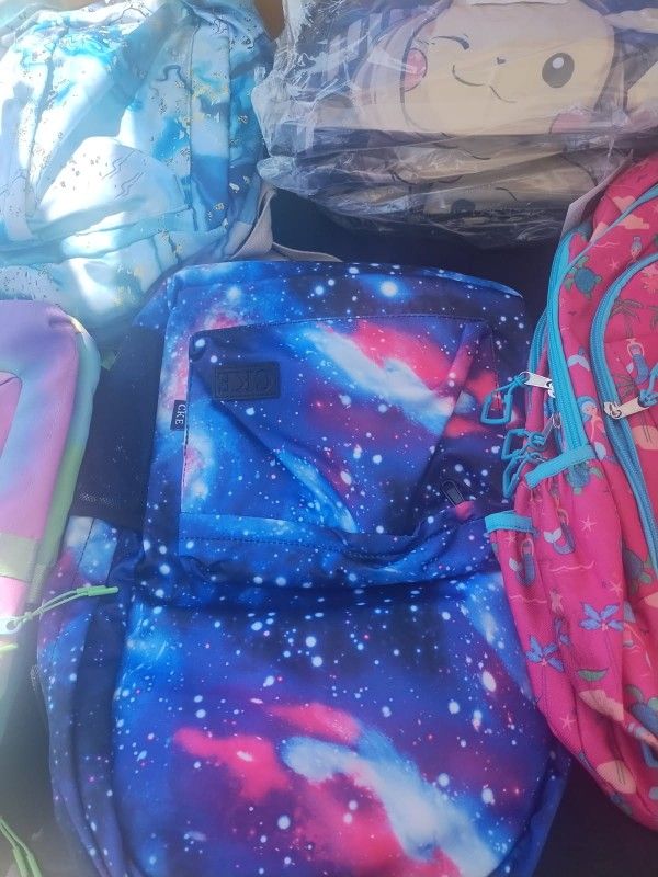 Backpacs. 3 Backpack For $20.00
