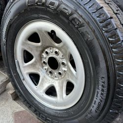 4- COOPER DISCOVERER RADIAL 