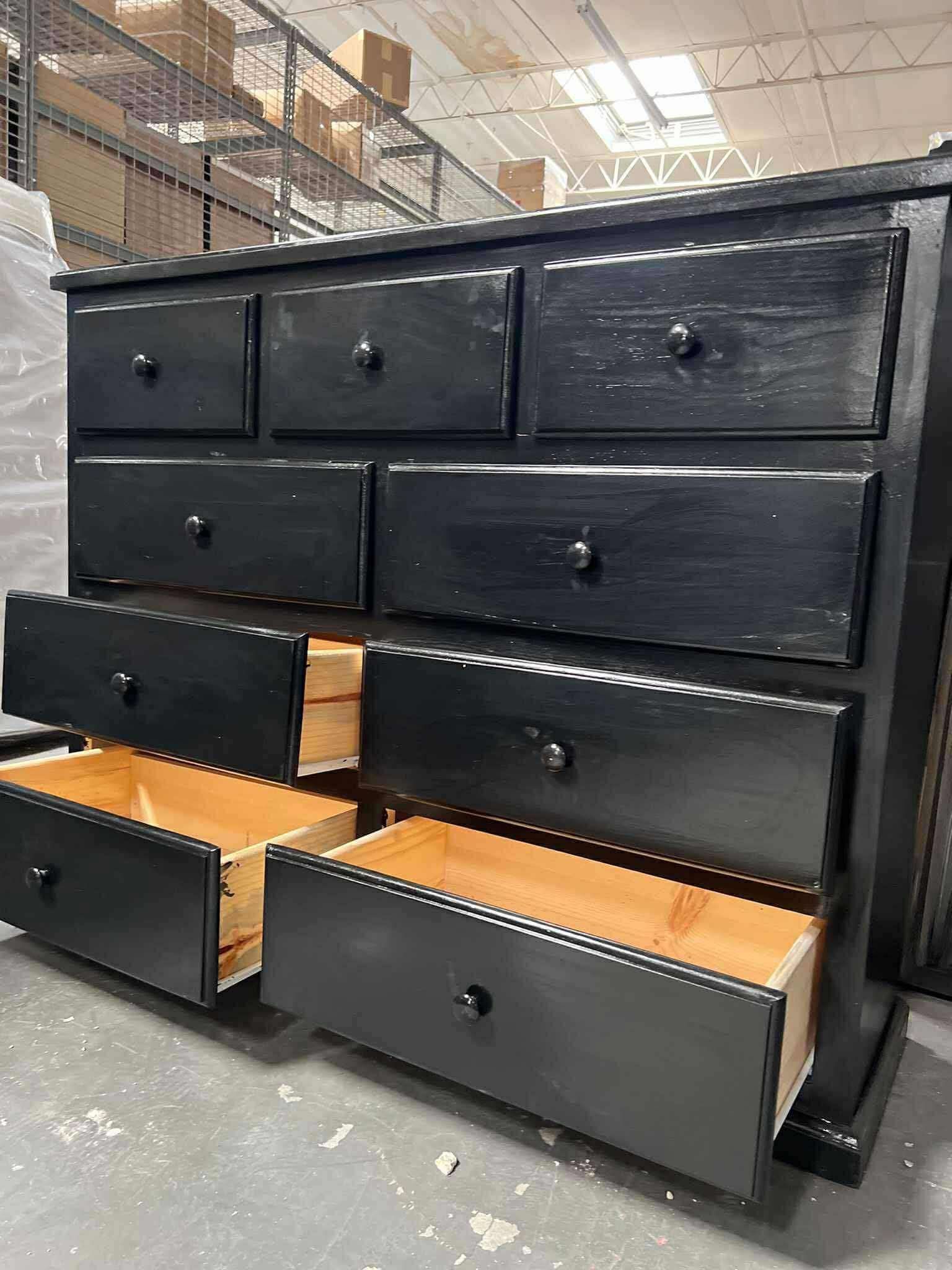 Dresser Black 9-drawers Pinewood