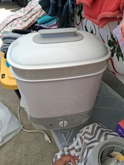 Baby bottle sanitizer machine
