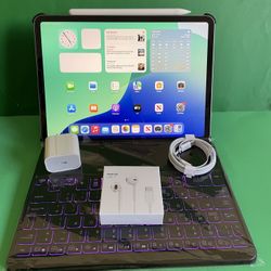 128GB Apple IPad Pro 11” 3rd Generation (2021 Model / M1 chip/ Liquid Retina / Face ID)  with pen, keyboard & Accesories (1TB $849)