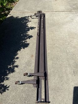 Free Twin metal frame for box spring/ mattress