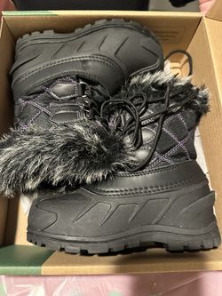 Kids Snow Boots sz 2