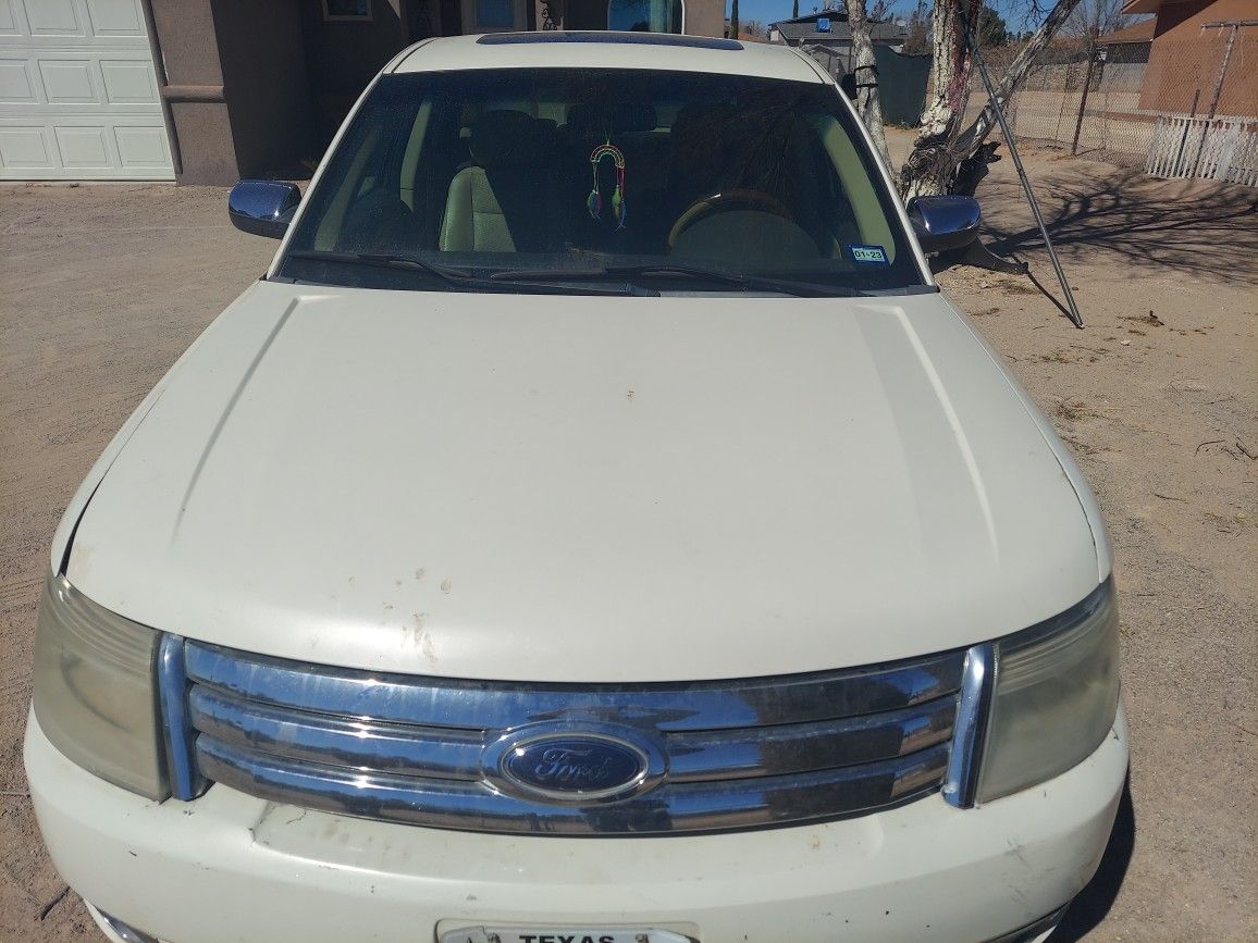 2009 Ford Taurus