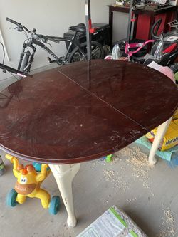 Kitchen table