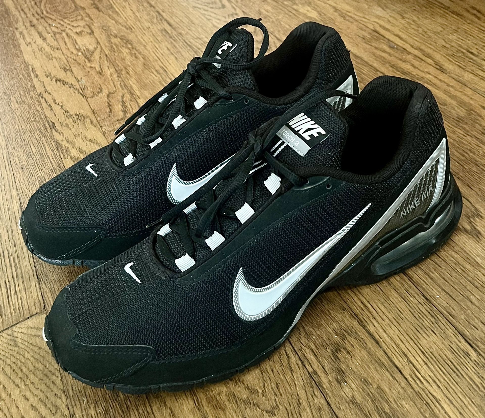 NIKE AIR MAX TORCH 3 RUNNING SHOES