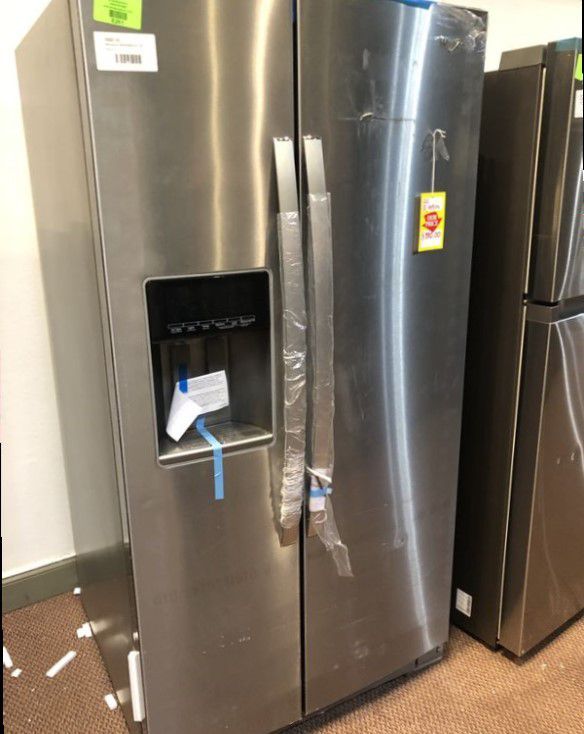 Whirlpool Refrigerator 🔥🔥 Appliance Liquidation HF 