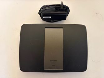 Linksys EA6400 Gigabit Dual Band WiFi Router W/Power Adaptor