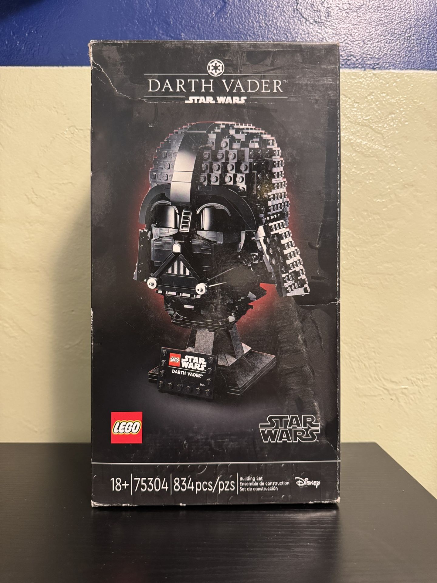 LEGO Star Wars: Darth Vader Helmet 75304