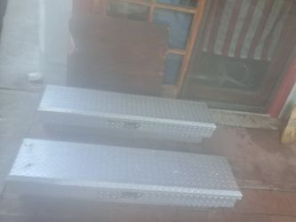 2 Truck Side Boxes 