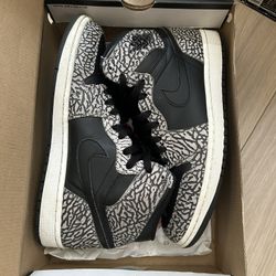 JORDAN 1 UN SUPREME SIZE10.5