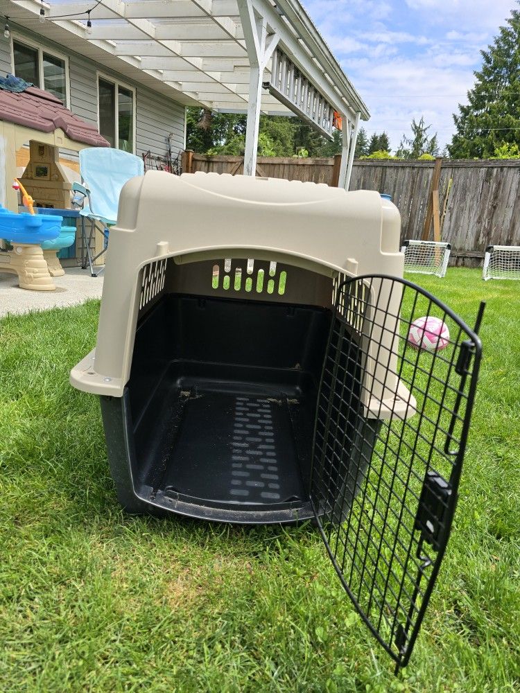 Medium Size Dog Kennel