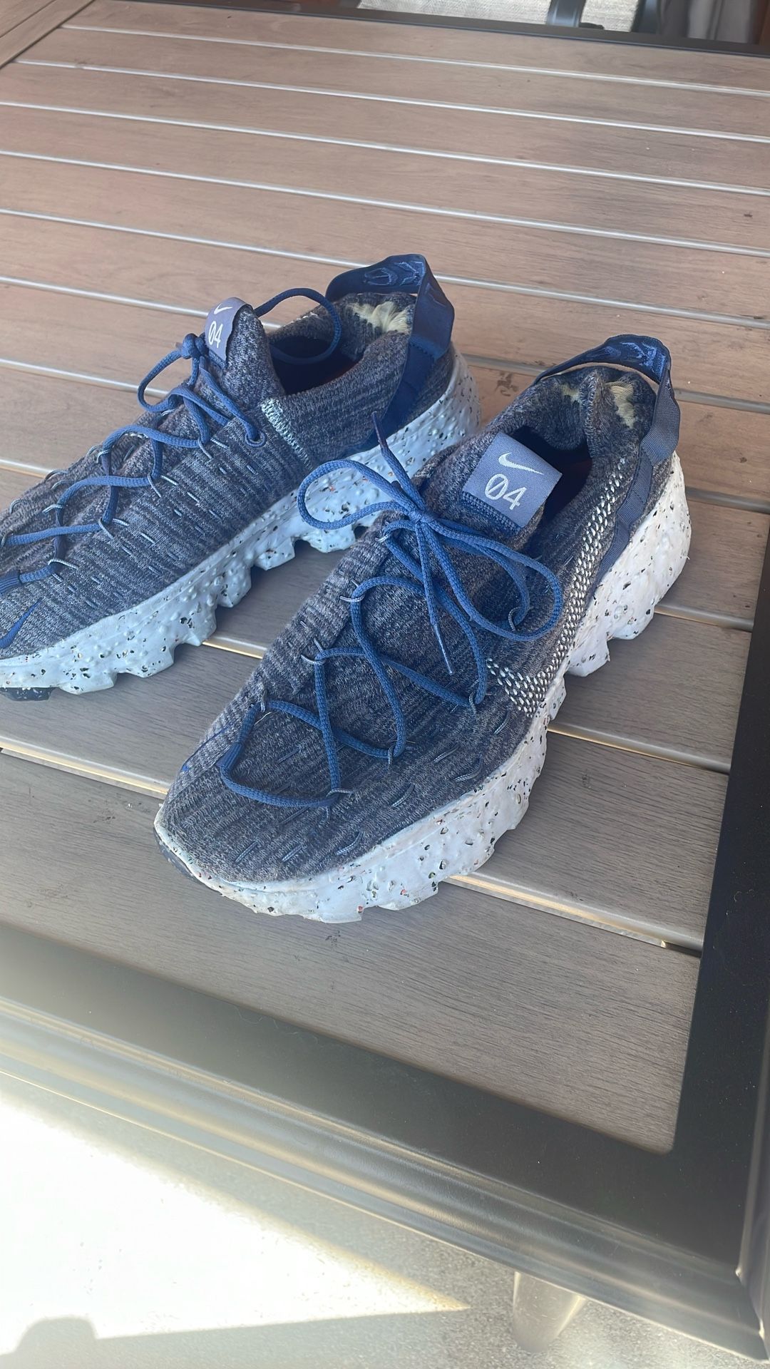 Nike Space Hippie 04