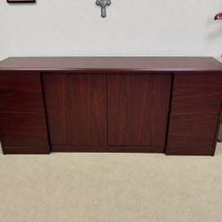Credenza 