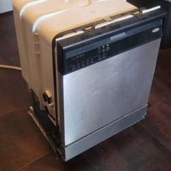Dishwasher With Hot Plate