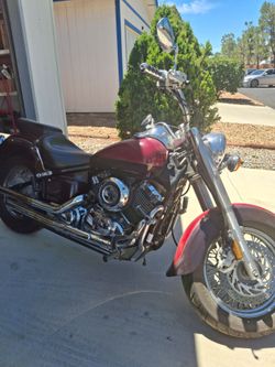 2003 Yamaha  650 VR Çrùiser.23569 miles.