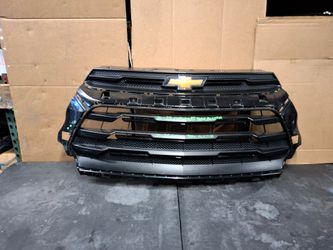 2021-2022-2023 CHEVROLET TRAILBLAZER GRILL OEM USED #11588
