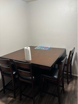 Dining table with 6 chairs