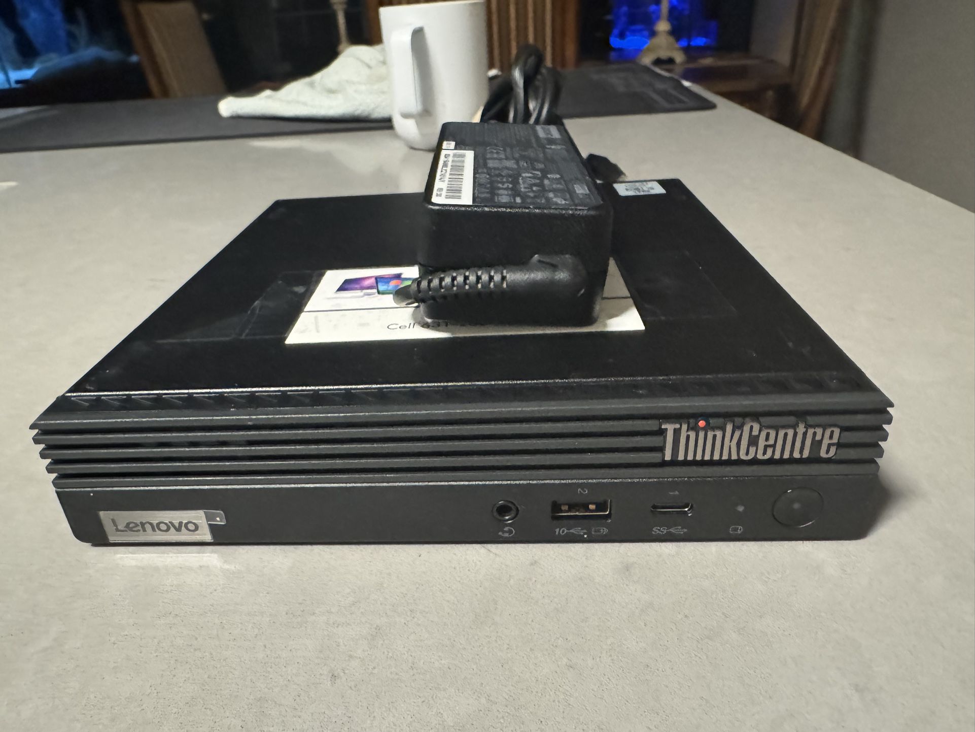 Lenovo 11Dq mini desktop *specs in the pics* (includes charger)
