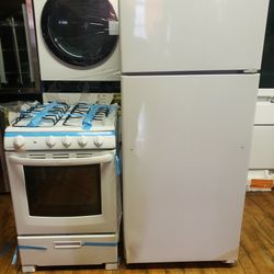 Ge Refrigerator 28"w $500 And Stove 24"w$ 375