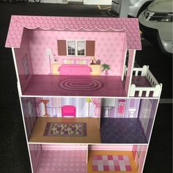 kids doll house 
