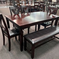 Bonito Comedor De Madera Nuevo En Caja