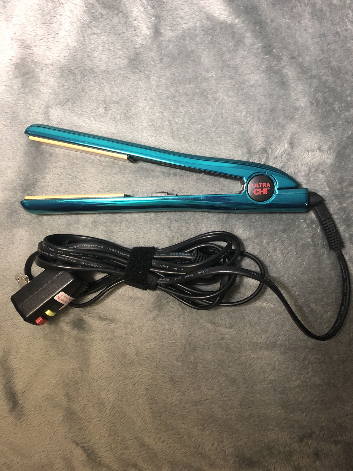 Ultra Chi Ceramic Hair Straightener