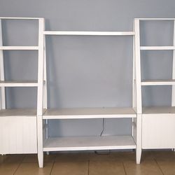 Tv modern stand MOVING CHECK MY OTHER OFFERS