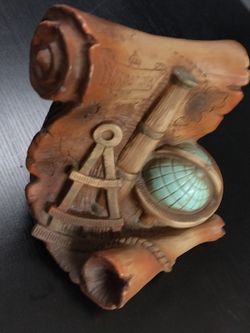 Vtg Hispaniola Traveler Bookend