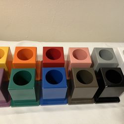 Montessori: Pencil Holders. 