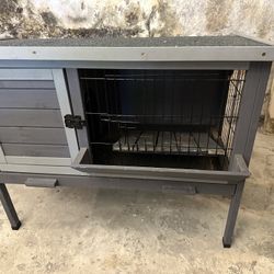 Rabbit Hutch Lift Top 