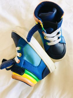 Boys Size 6 Cat And Jack Shoes