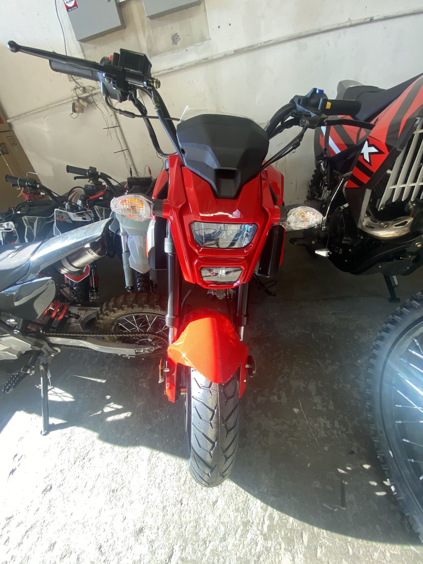 Moto Roja Nueva