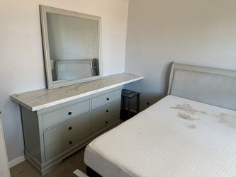 Stylish Light Gray Bedroom Furniture Set – Upholstered Bed + Dresser