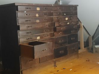 Vintage cabinet
