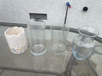 Medium Vases