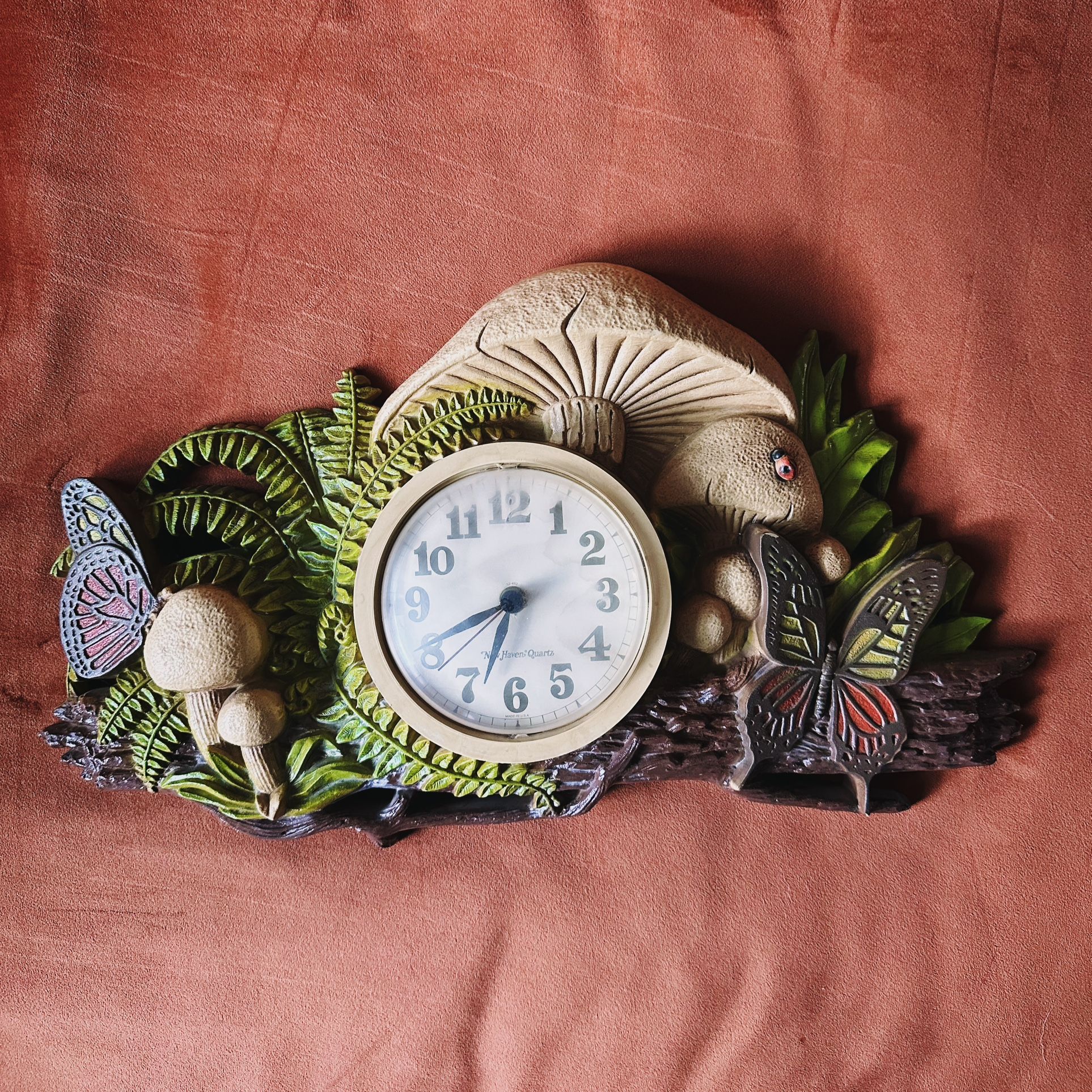 Whimsical Vintage Mushroom Clock