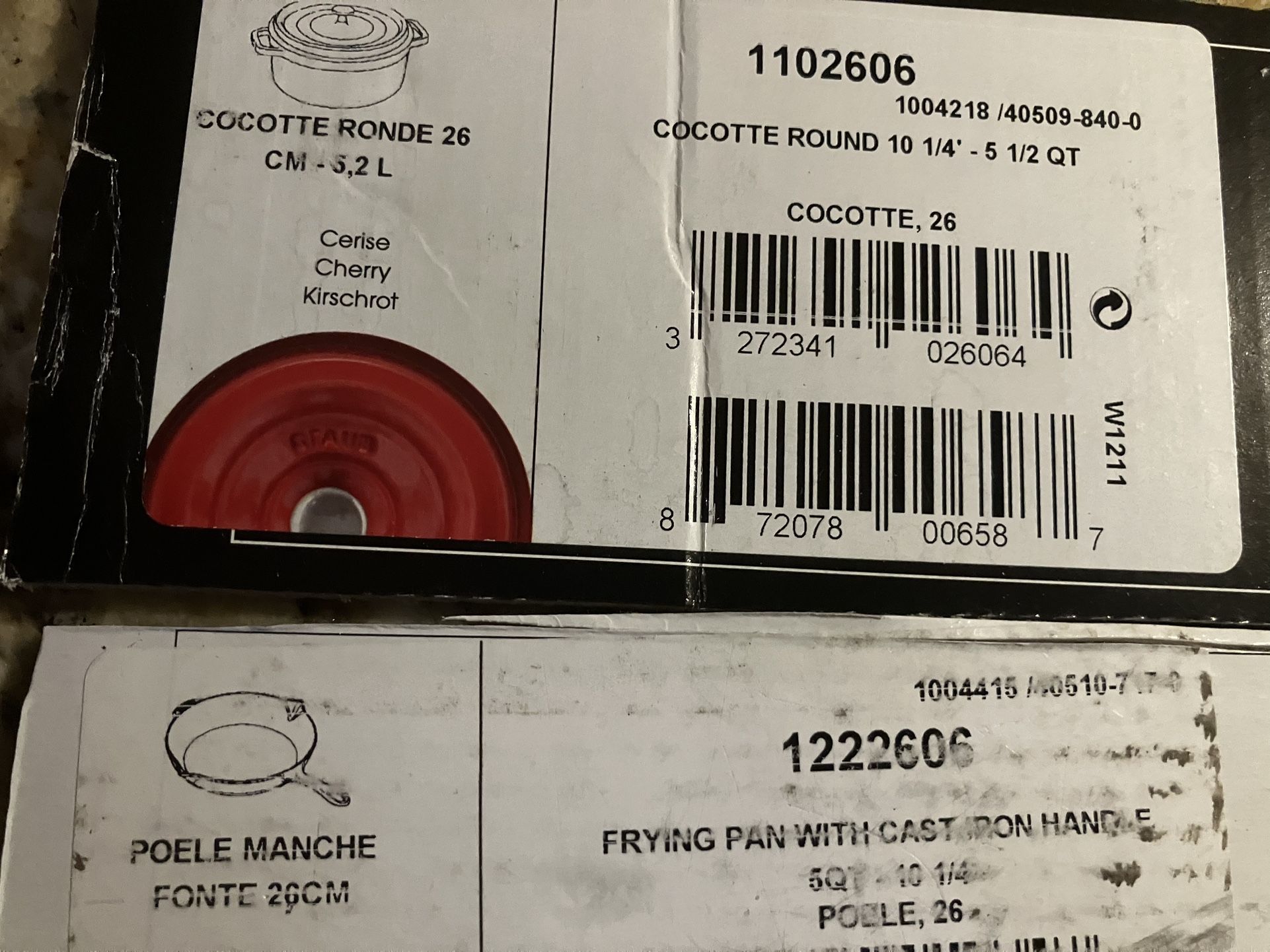 Staub Cast Iron Pot And Skillet New