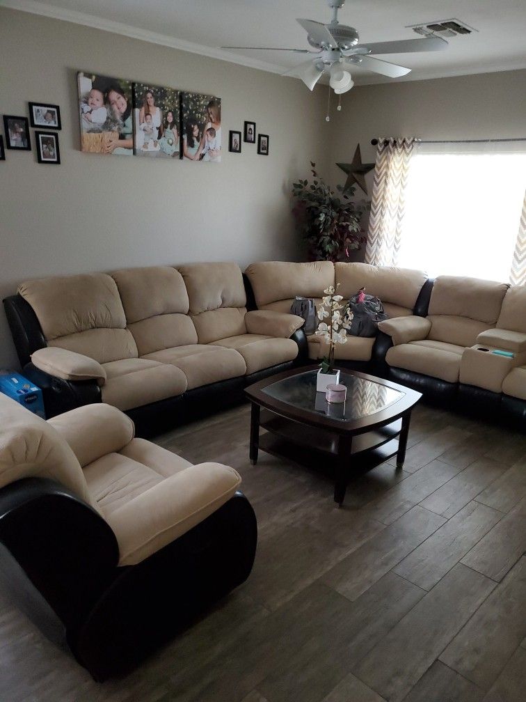 Detachable 3 Piece Reclining Sectional Living Room Set with Reclining Chairs & Tables