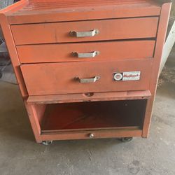 1950/1960 New Britain Blackhawk Rolling Tool Chest